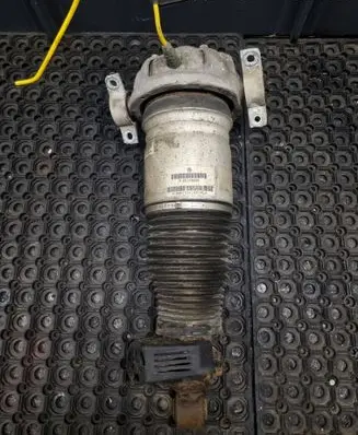 Rear shock absorber/damper