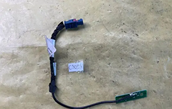 Mercedes-Benz C W204 Bluetooth antenna A2048202275