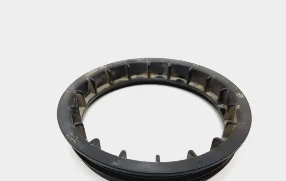 Volvo XC90 In tank fuel pump screw locking ring/nut 8649739