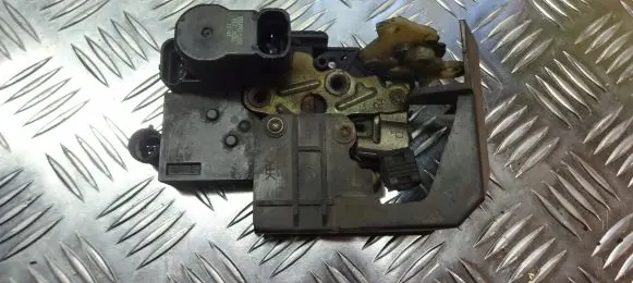 Alfa Romeo 156 Front door lock 18110242