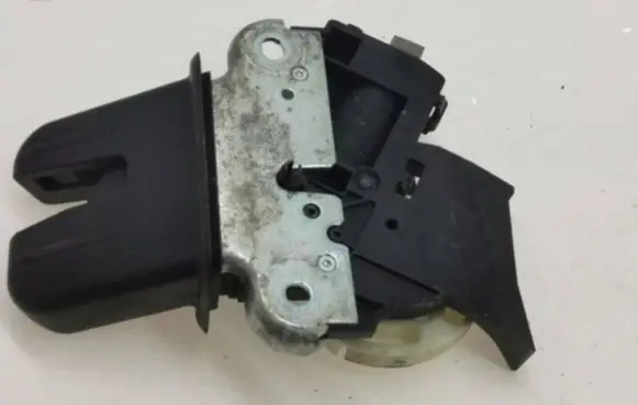 Audi A5 8T 8F Tailgate/trunk/boot lock/catch/latch 4F5827505D 4E0827520B