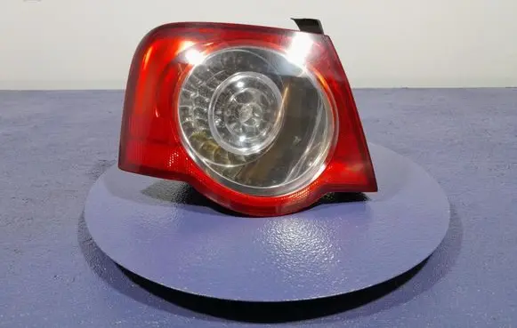 Volkswagen PASSAT B6 Rear/tail lights 3C5945095C