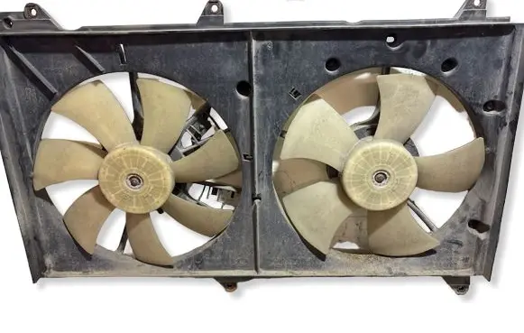 Toyota Avensis Verso Radiator set 1636328110
