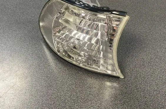 BMW 7 E38 Front indicator light 63128387634