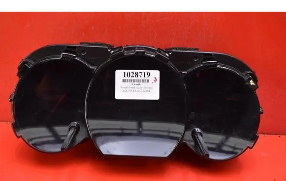 Suzuki Grand Vitara II Speedometer (instrument cluster) 34110-79K11