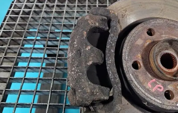 Opel Vivaro Front brake caliper IMPRK1596771