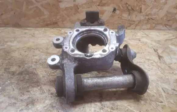 BMW 5 E60 E61 Rear wheel hub 6760954R