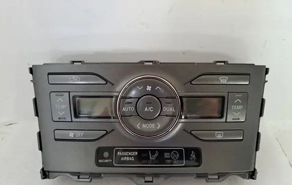 Toyota Auris 150 Climate control unit 8E16611021BDA 5590002220