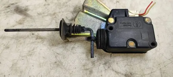 Peugeot 607 Fuel tank cap lock 