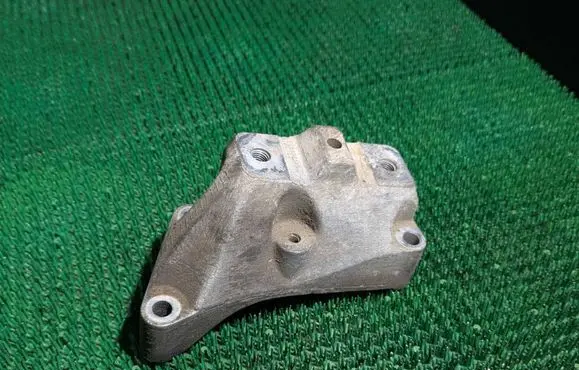 Skoda Octavia Mk1 (1U) Gearbox mounting bracket 1J0199117AK