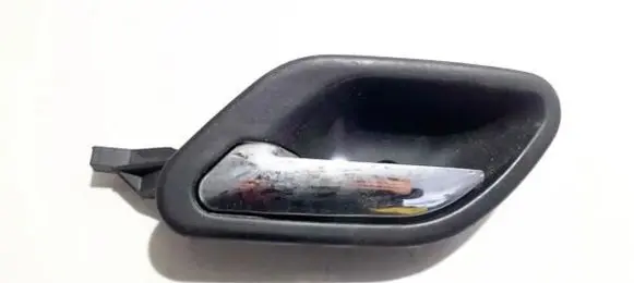 BMW 5 E39 Rear door interior handle 8226049