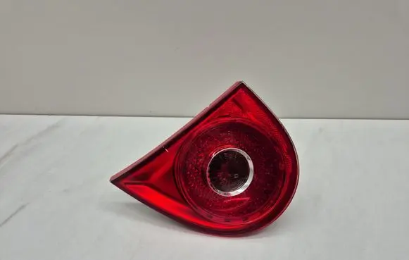 Volkswagen Golf V Tailgate rear/tail lights 1K6945094F 028500202 1K6945259