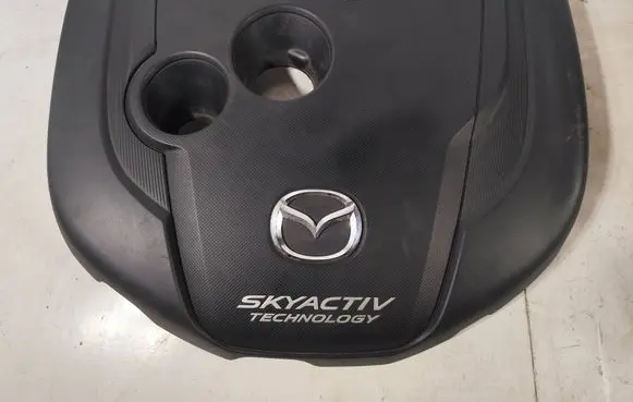 Mazda CX-5 Engine cover (trim) S0H510