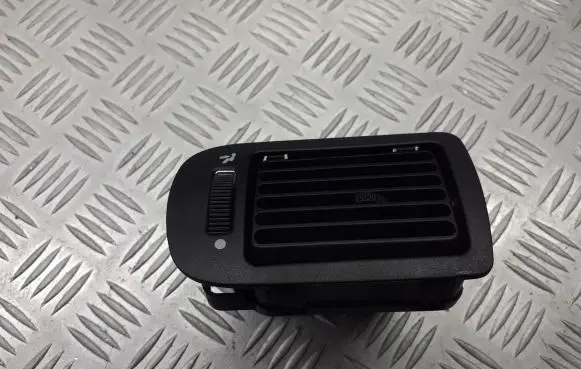 Fiat Siena Dashboard side air vent grill/cover trim