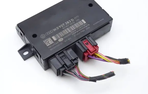 Volkswagen PASSAT B6 Tow bar trailer control unit/module 1K0907383D