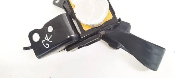 Mazda 6 Rear seatbelt E40442039