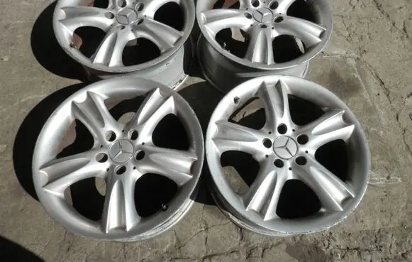 Mercedes-Benz CLK A209 C209 R17 alloy rim 
