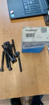 Audi 80 90 B3 Cylinder head bolts 143204501