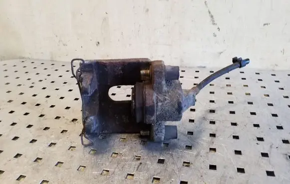 Volvo XC90 Rear brake caliper