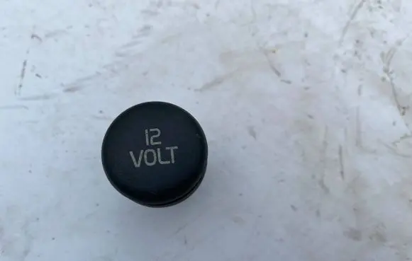 Volvo V70 Cigarette lighter trim 8685460
