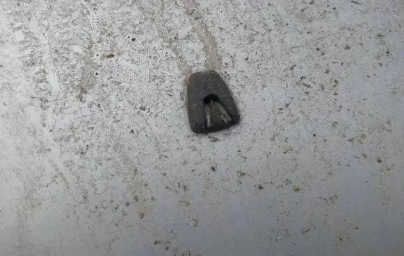 Volvo S80 Windshield washer spray nozzle 