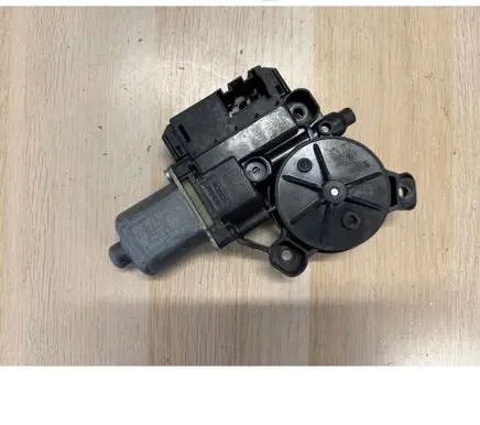Seat Ibiza IV (6J,6P) Front door window regulator motor 6R0959801R