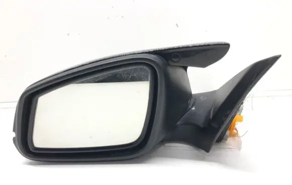 Front door electric wing mirror