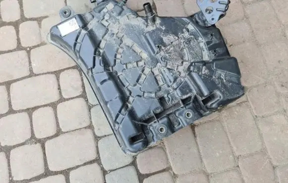 Opel Astra K AdBlue liquid reservoir 878539800000422