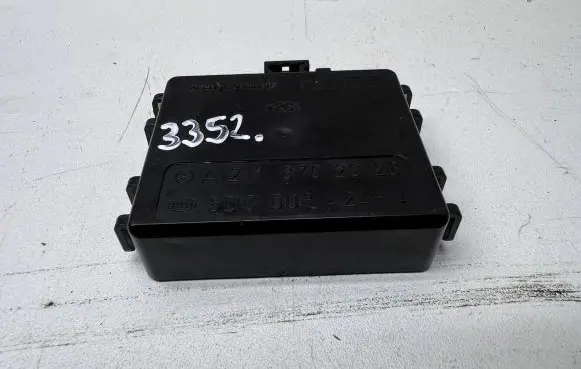 Mercedes-Benz E W211 Rain sensor A2118702926 73628114 5DC00842414