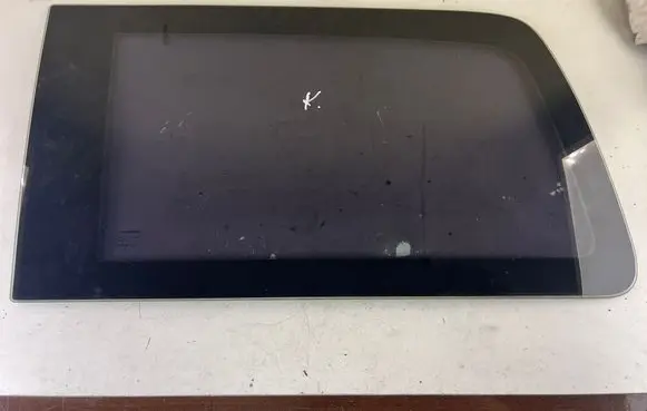 Dodge Nitro Rear side window