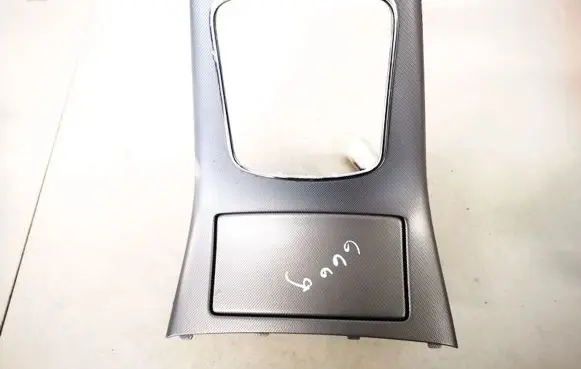 Toyota Avensis T250 Car ashtray bourbon8528