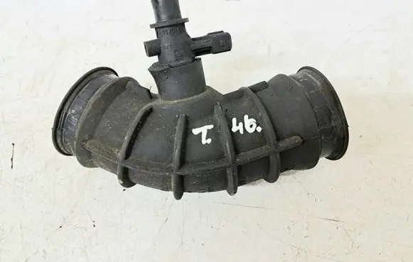 Volvo S80 Turbo air intake inlet pipe/hose 30636854