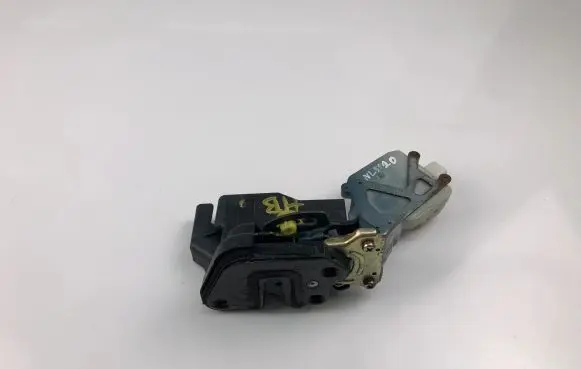 Hyundai Elantra Rear door lock 814202D000