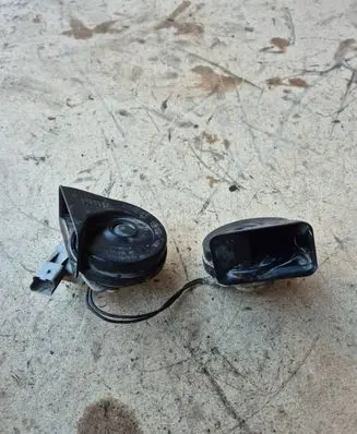Renault Espace IV Horn signal 0058100 0057939