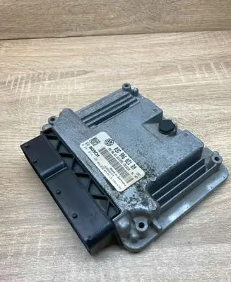 Volkswagen Touran I Engine control unit/module ECU 03G906021RN 0281014128
