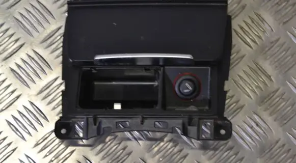 Audi Q5 SQ5 Car ashtray 8K0857951