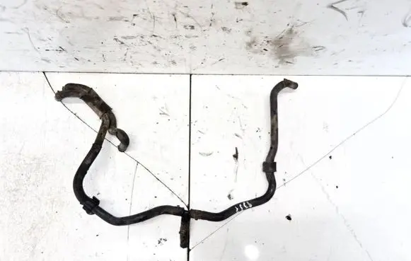 Engine coolant pipe/hose