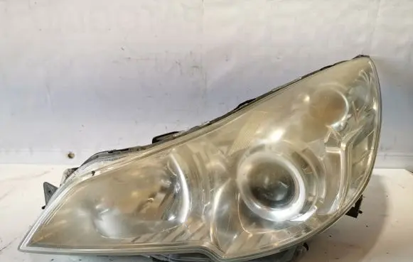 Subaru Legacy Headlight/headlamp