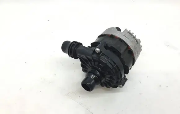 Mercedes-Benz AMG GT R190 C190 Water pump A0005001800
