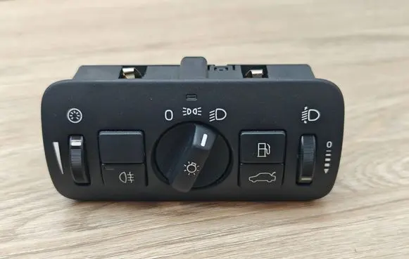 Volvo XC60 Light switch 30739413