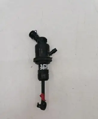 Nissan Note (E11) Clutch master cylinder 306109U100