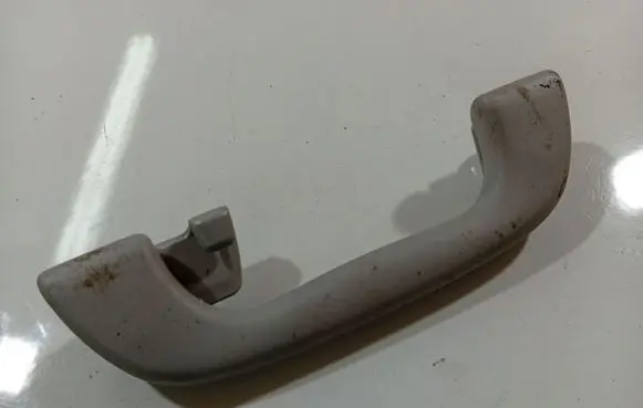Mazda 3 I Rear interior roof grab handle
