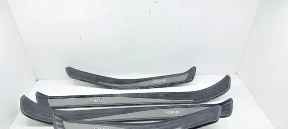 BMW 5 E60 E61 Side skirt front trim 7034304 7074510 7034306