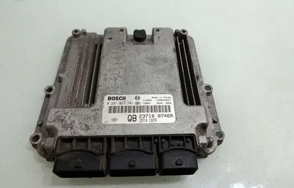 Renault Koleos I Engine control unit/module 237100746R 0281017701