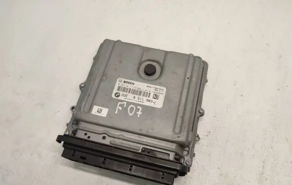 BMW 5 GT F07 Engine control unit/module 8511983 13618515073 13618516753