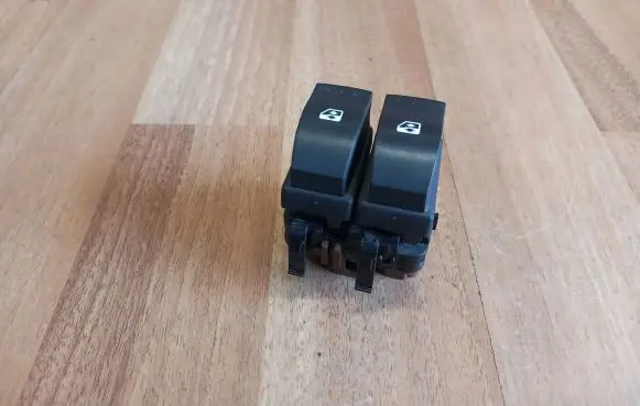 Renault Espace IV Electric window control switch 015085D 015085