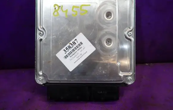 Volkswagen PASSAT B5.5 Engine control unit/module ECU 038906016K