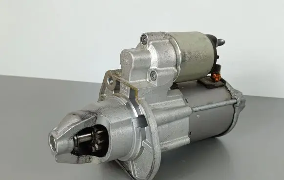 Jeep Grand Cherokee WL Starter motor 68430861AB