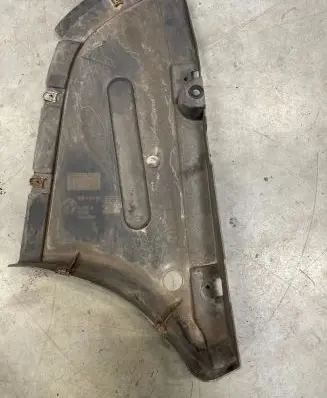 BMW 4 F36 Gran coupe Rear bumper underbody cover/under tray 7260770 15677210