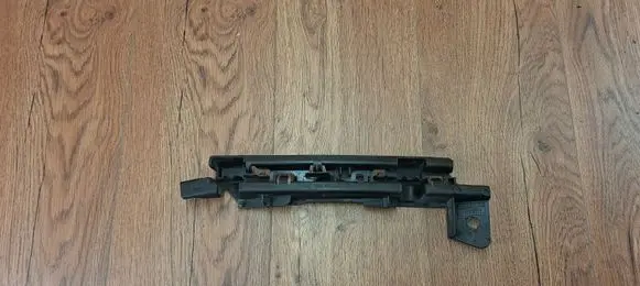 Renault Laguna III Front bumper mounting bracket 622202811R